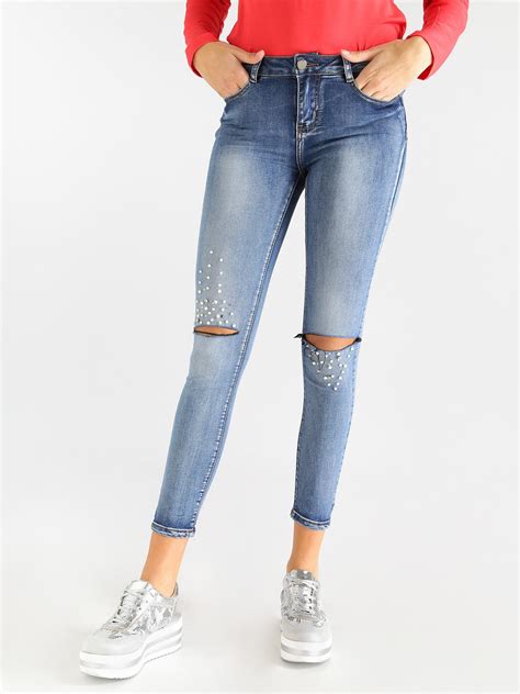 Jeans Strappati ’ .